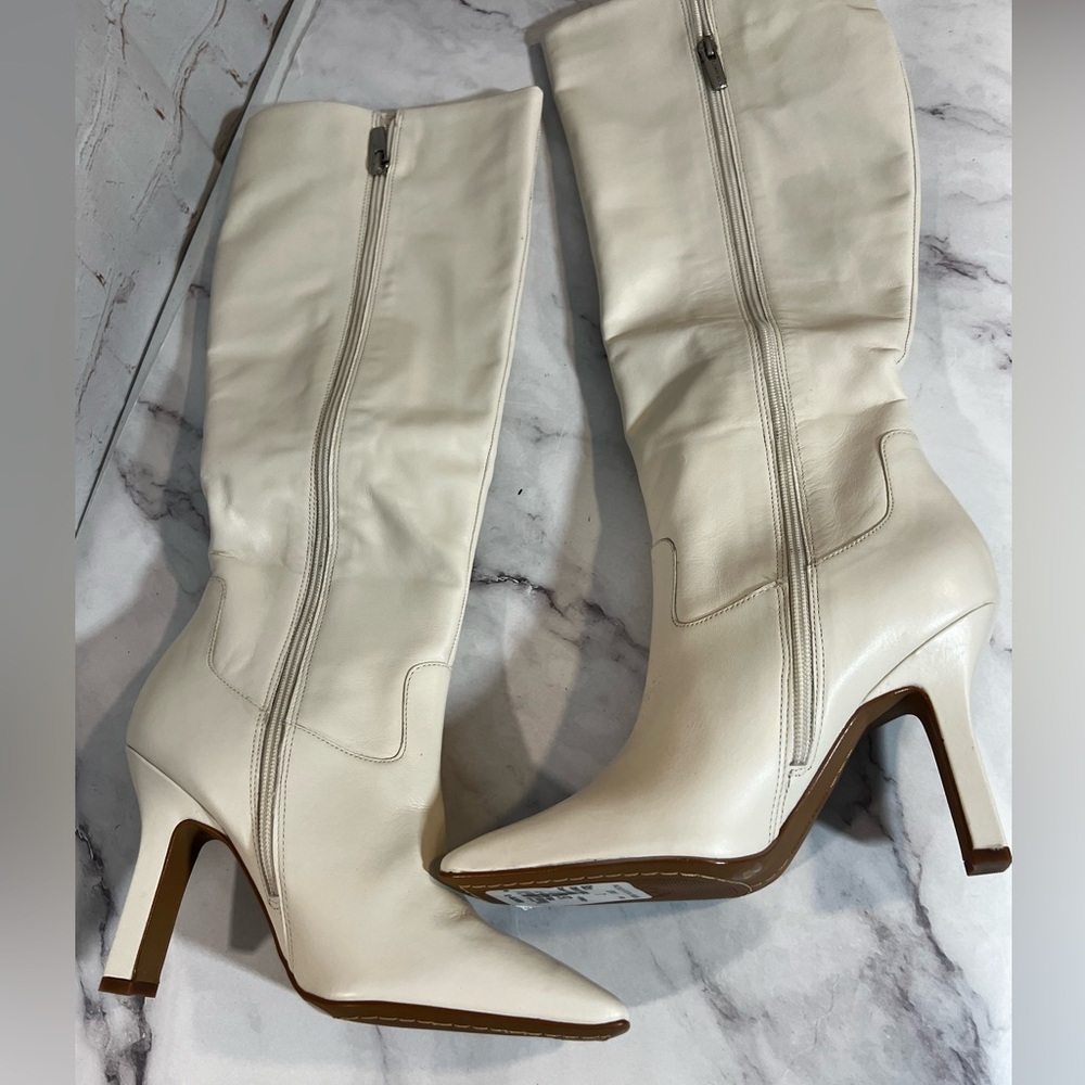 New Vince Camuto Kalinder Creamy White Boots Size 7.5